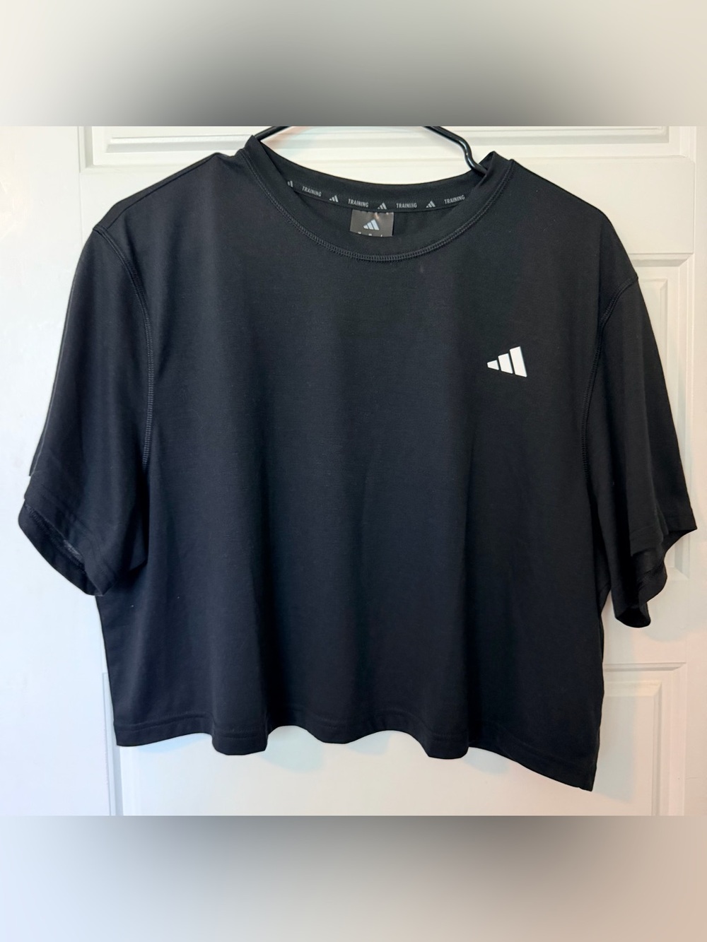 adidas Cropped Training Tee Black XL NWT